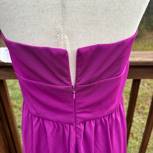 Trina Turk Women's Miramar Deep V A-Line Dress Gold Medallion Magenta Size 6 NWT - Picture 8 of 10